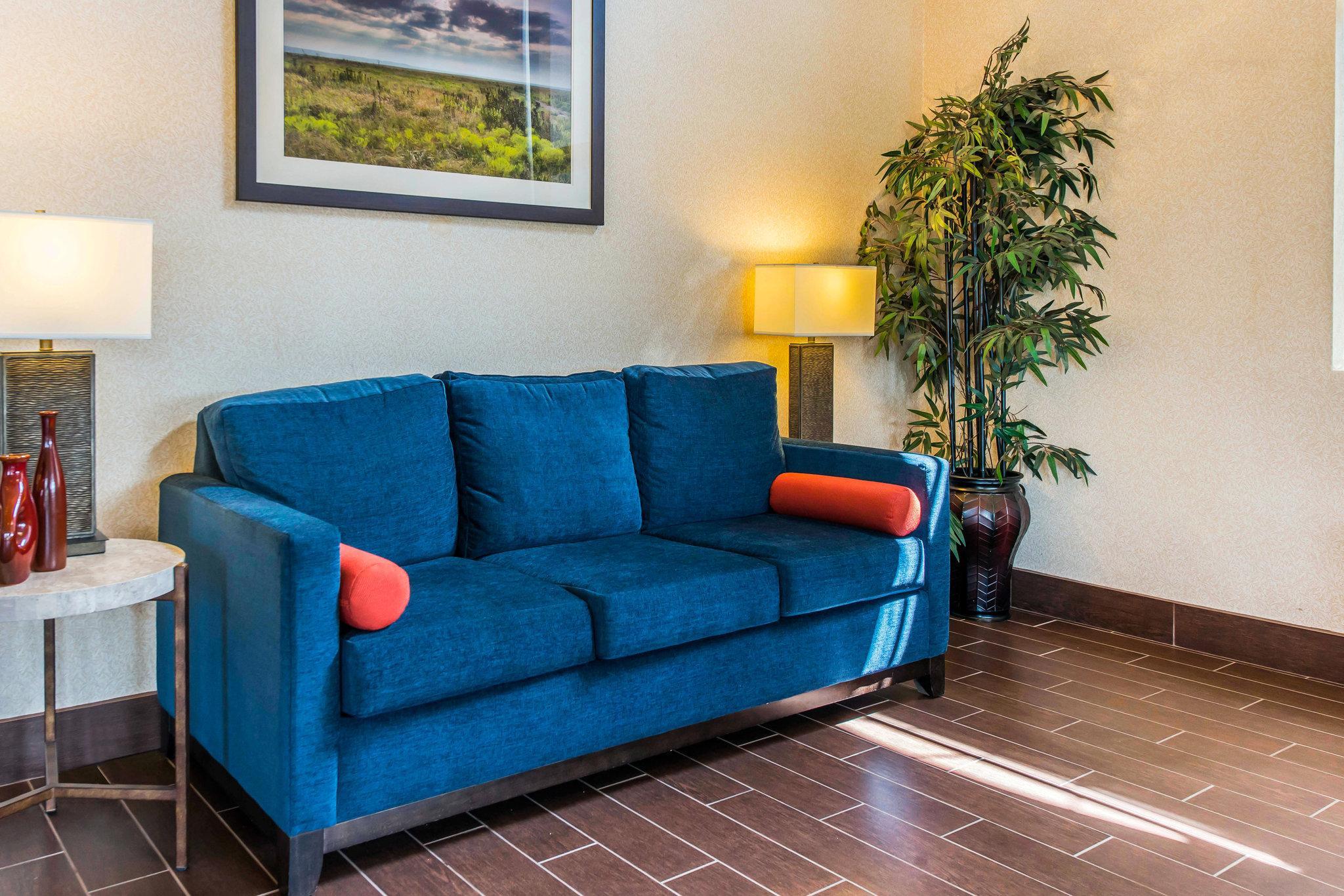 Comfort Inn & Suites Hays I-70 Luaran gambar