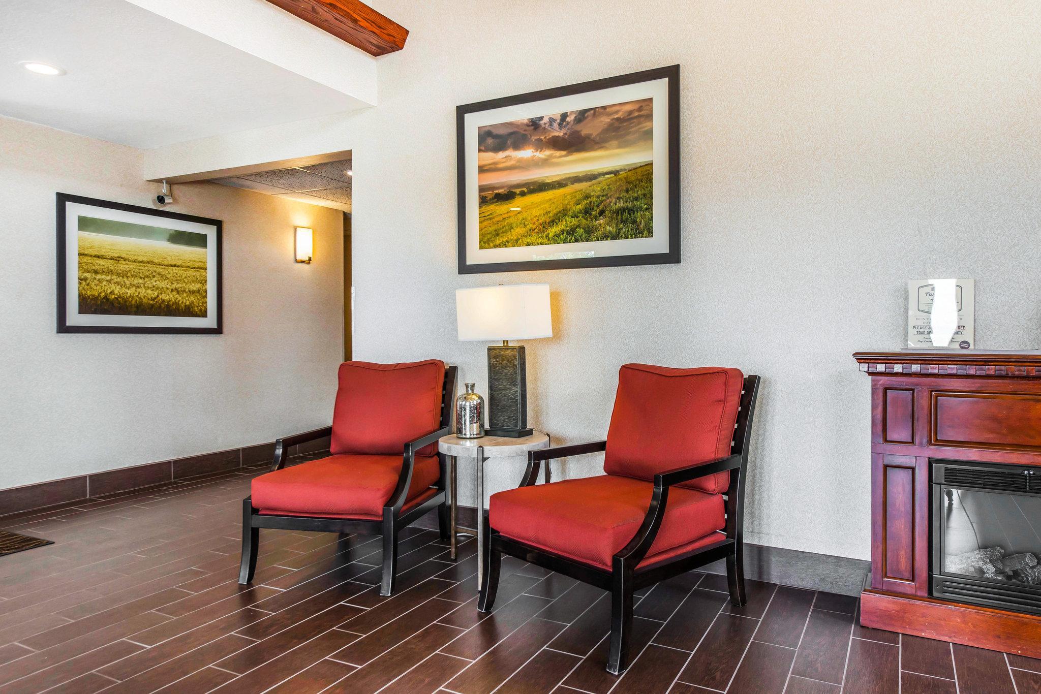 Comfort Inn & Suites Hays I-70 Luaran gambar