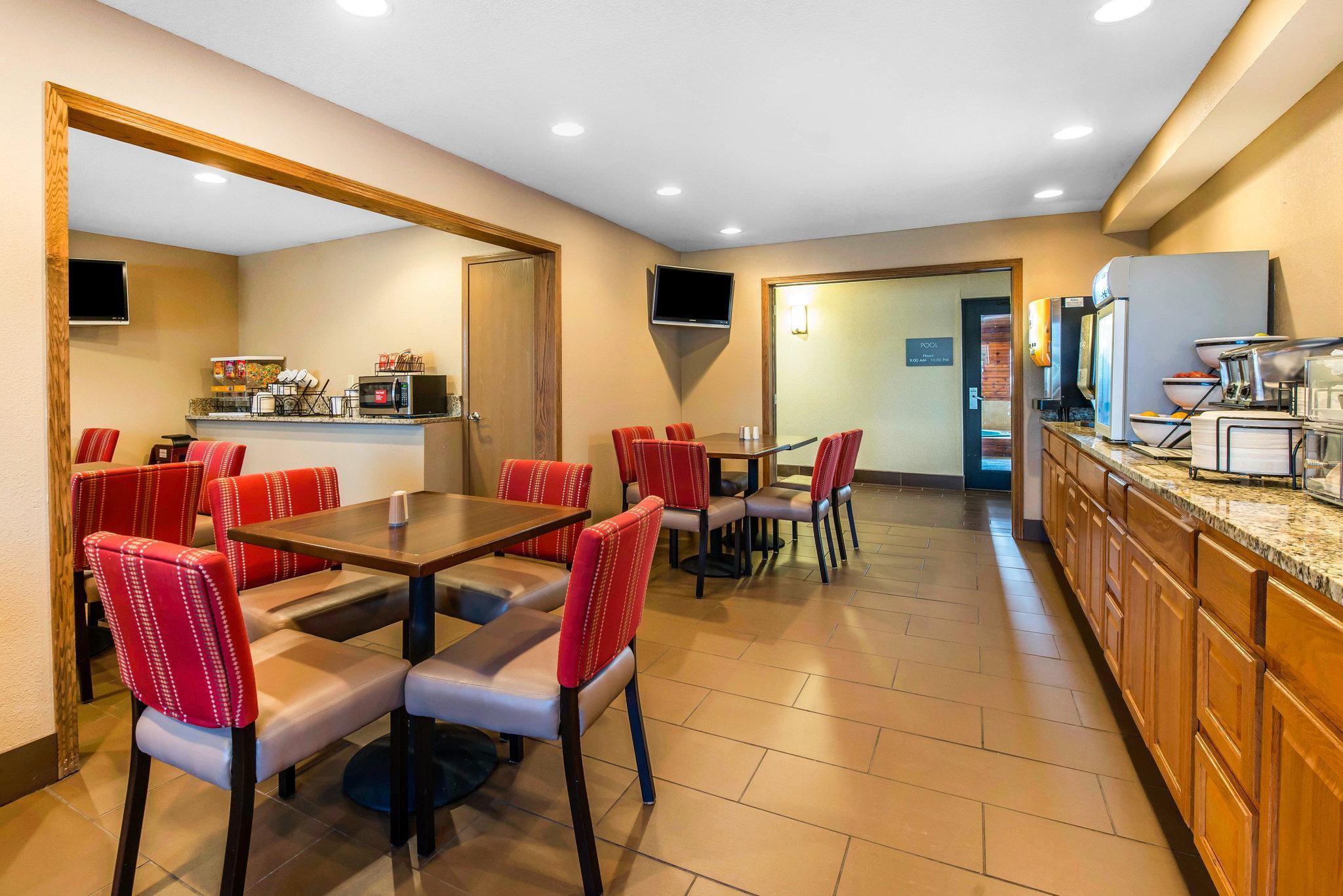 Comfort Inn & Suites Hays I-70 Luaran gambar
