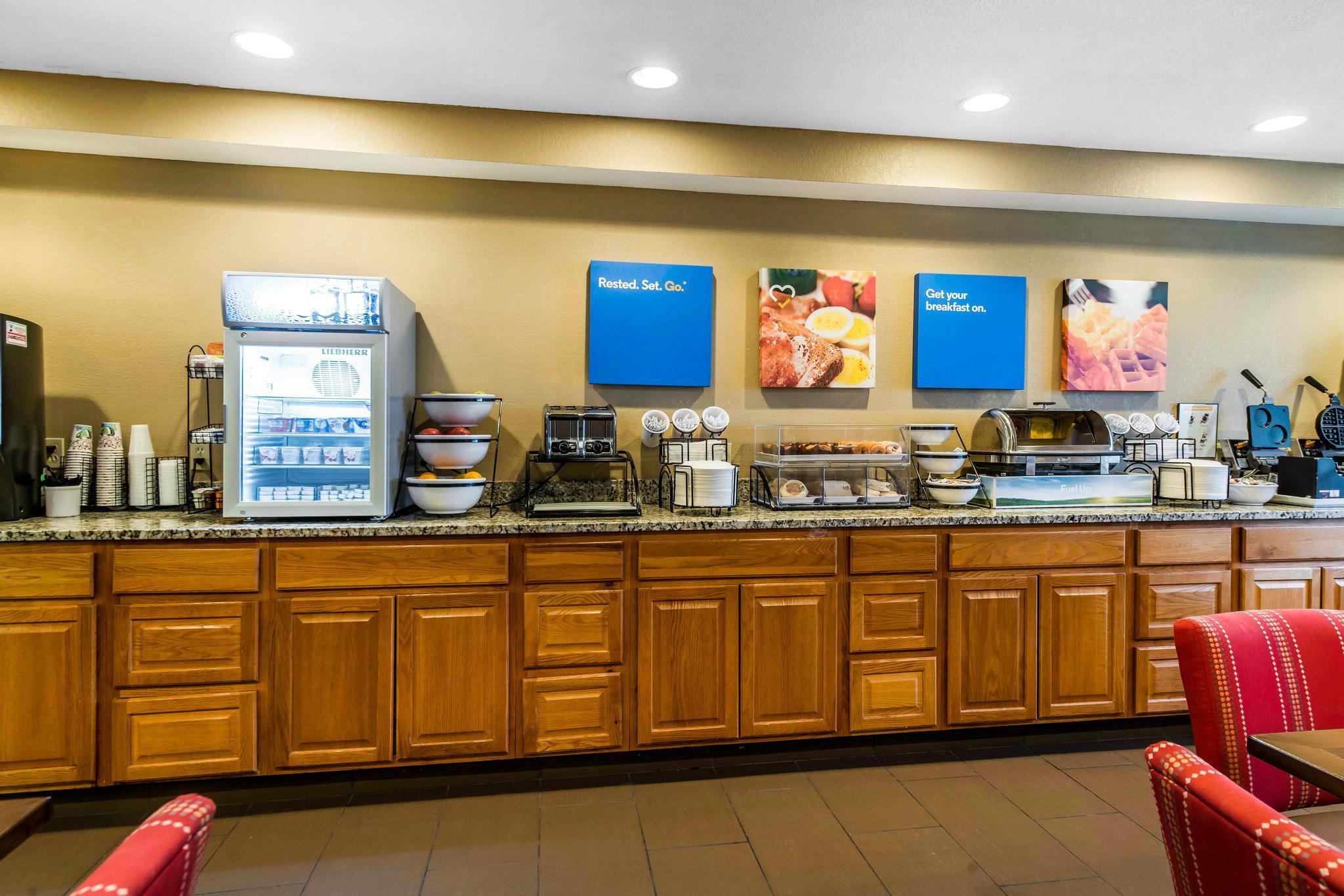 Comfort Inn & Suites Hays I-70 Luaran gambar