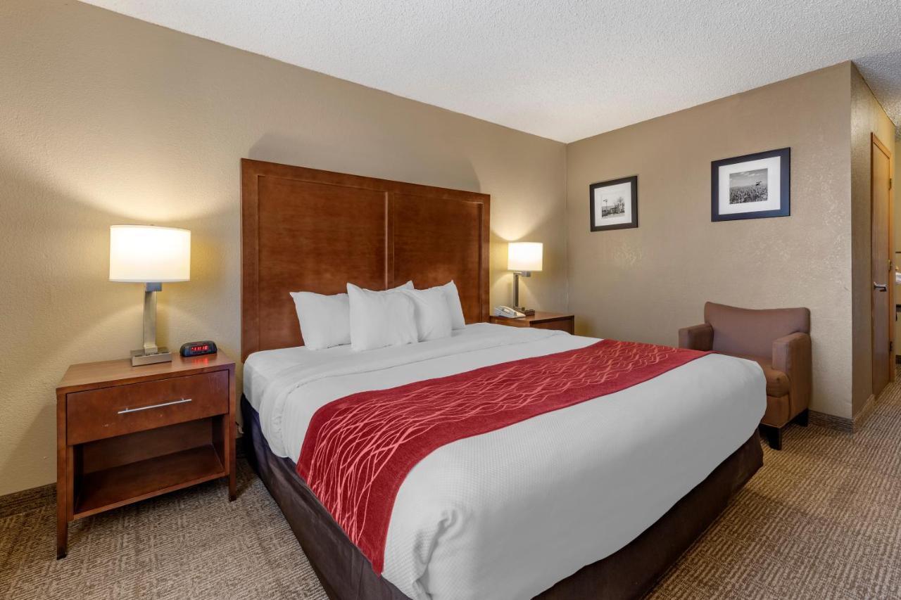 Comfort Inn & Suites Hays I-70 Luaran gambar