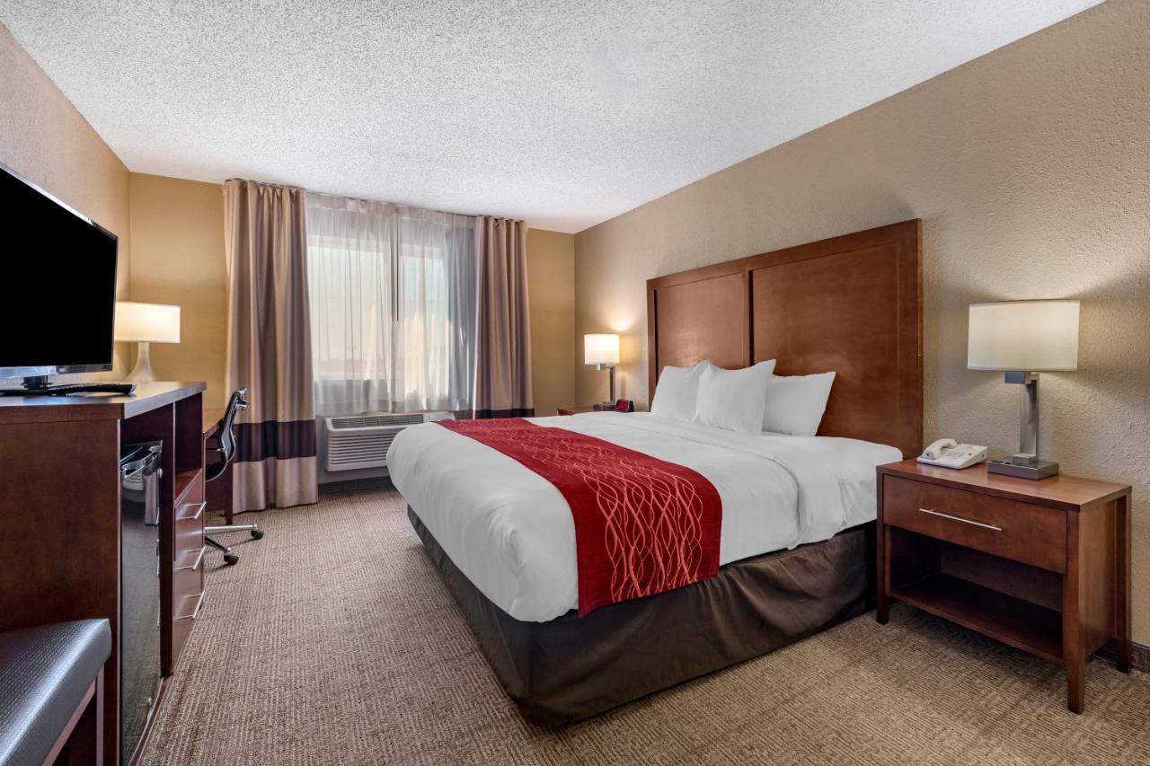 Comfort Inn & Suites Hays I-70 Luaran gambar