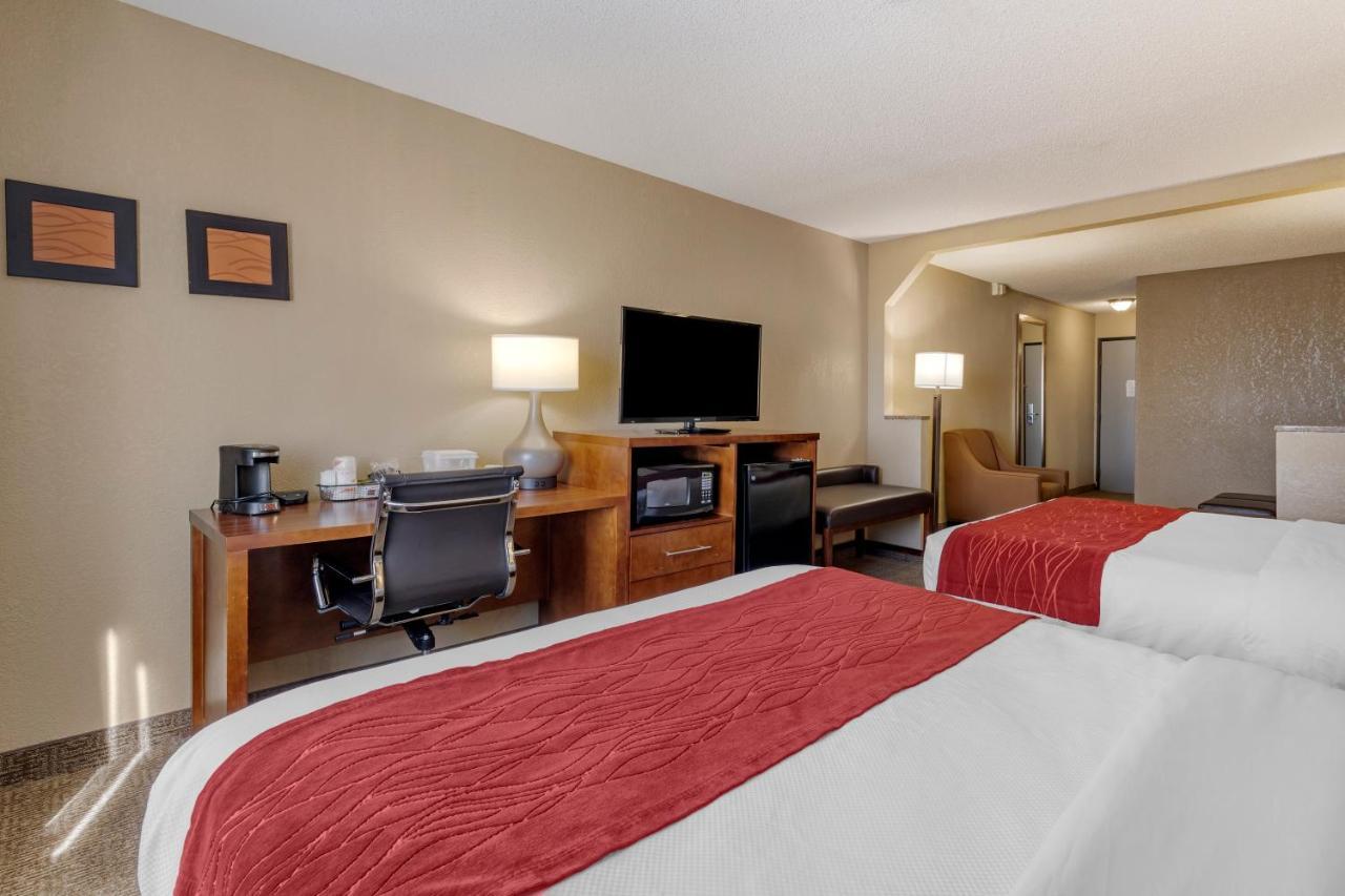 Comfort Inn & Suites Hays I-70 Luaran gambar