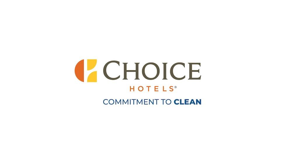 Comfort Inn & Suites Hays I-70 Luaran gambar